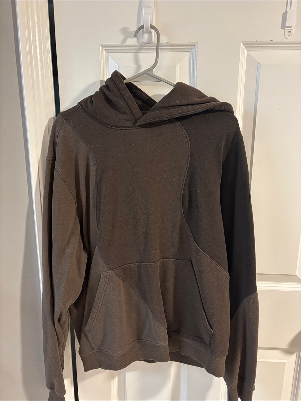 ALO Yoga Dark Brown Hooded Sweatshirt